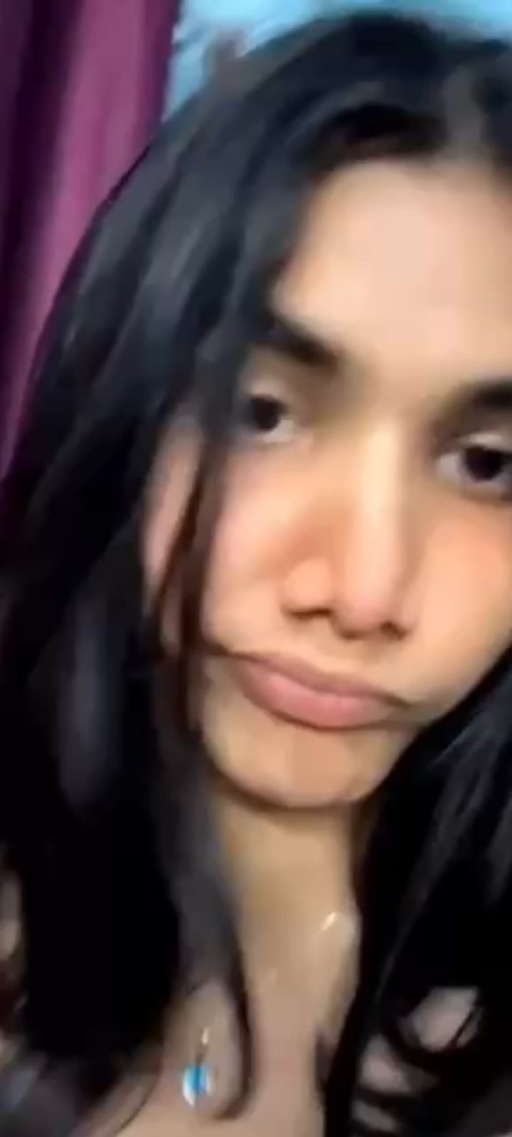 Beautiful Sexy Indian Cutie Showing