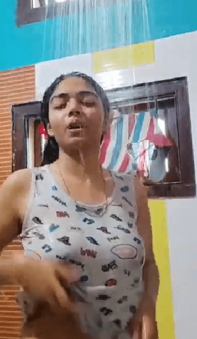 Hot hindu bengali girl bathing ,fingering pussy and moaning all 6 clip