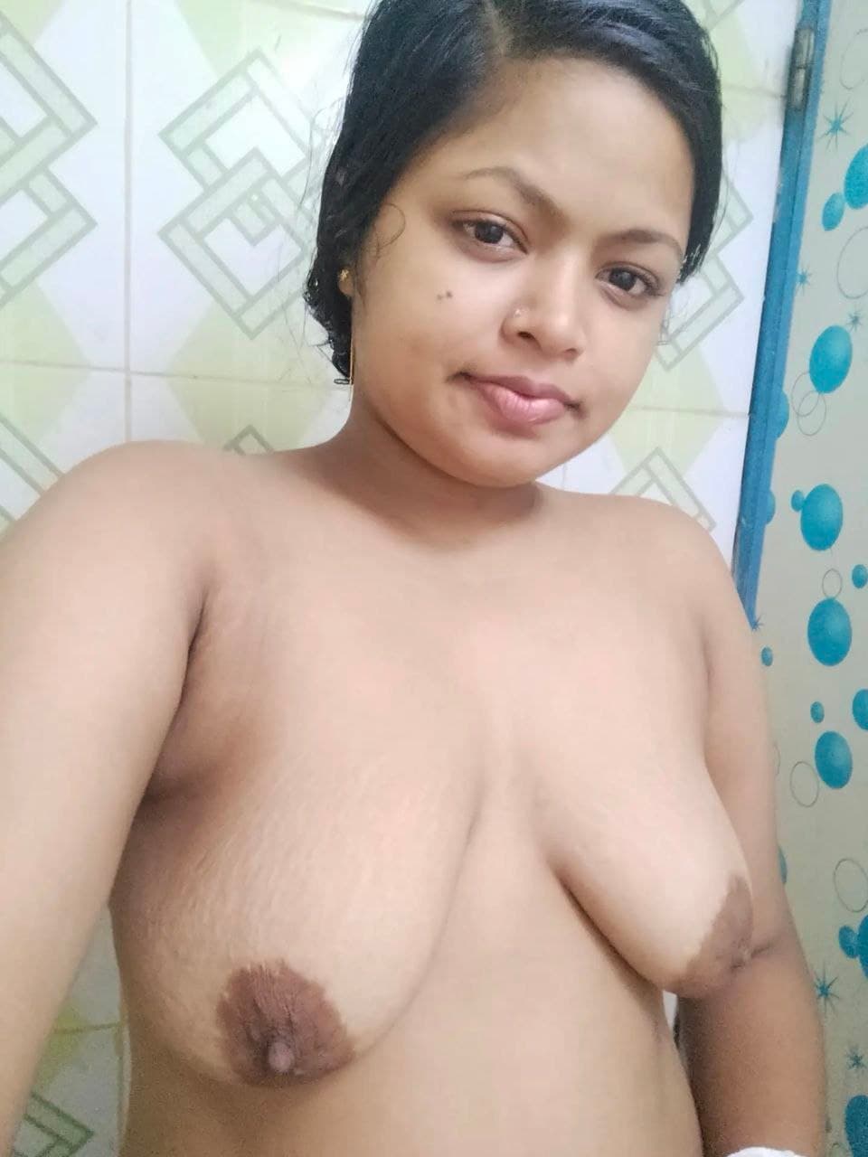 Horny Cheater Boudi Affair With Muslim friend Sucking Dick Fucking 5 Clip