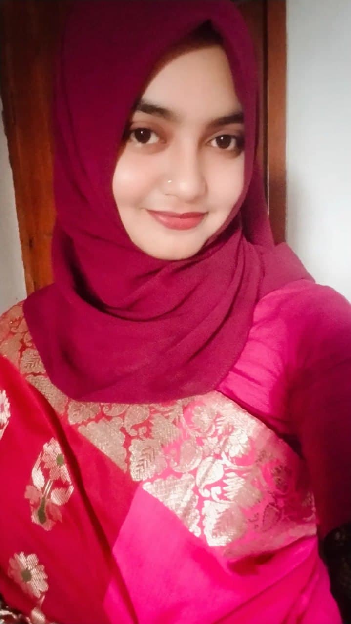 Bangladeshi hot cute hijabi girl mehbuba showing her bf on video call