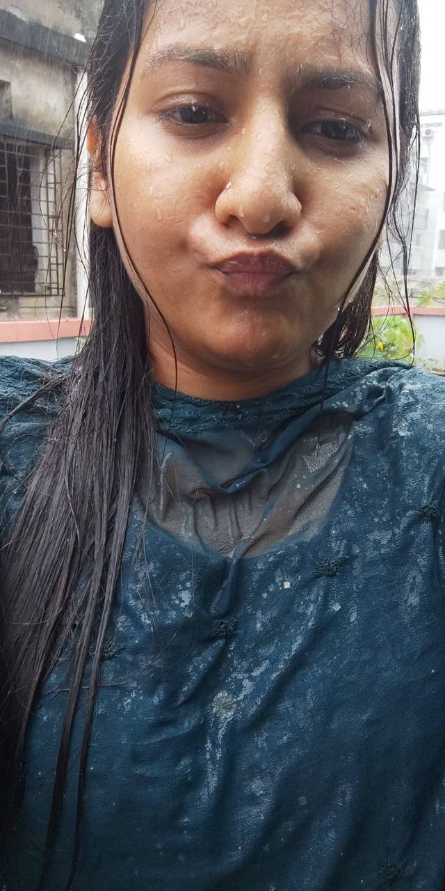 Bengali hot girl farha showing