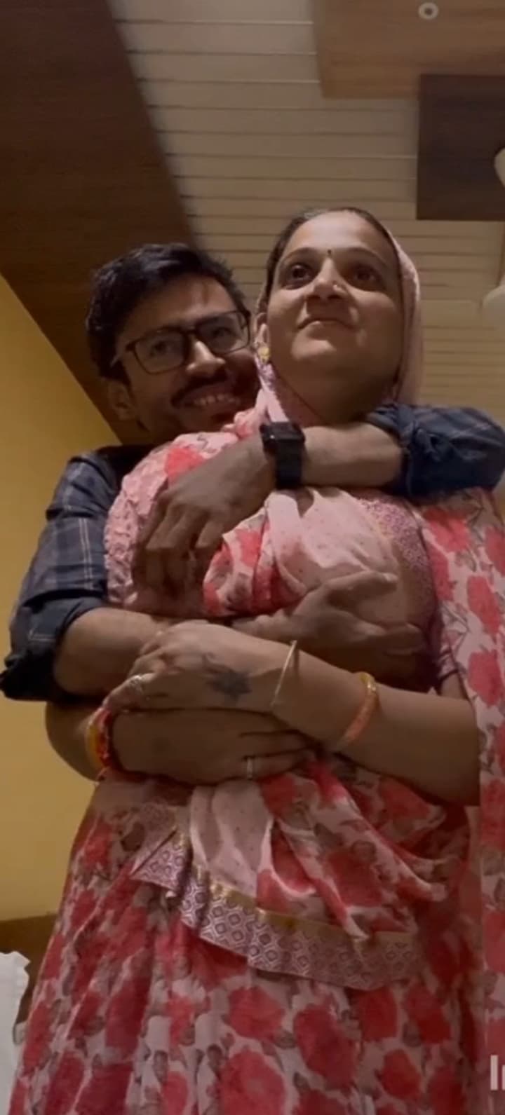 Beautiful Sexy Rajasthani Housewife Milf extra affair