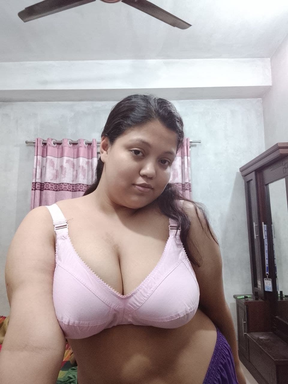 Bengali Sexy Dhaka Central womens College GF Showing Teasing Fucking Many Clips